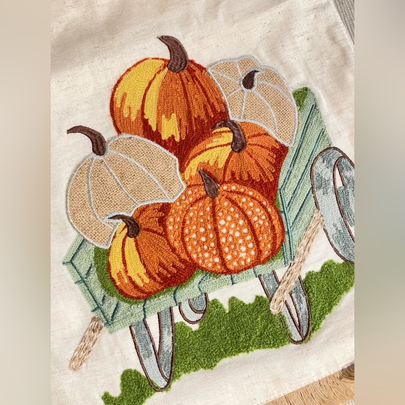 Pier 1 fall harvest pumpkin table runner - Picture 3 of 6